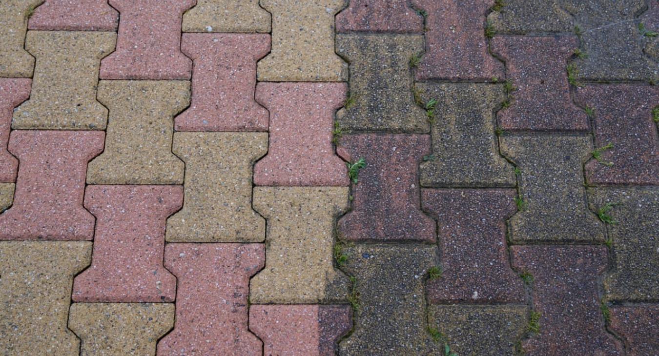 Nettoyage de cours, gouttières, allées & terrasses